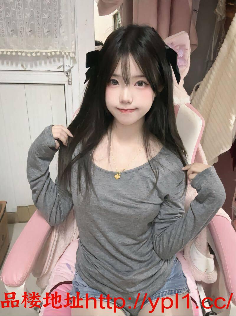 粉嫩高二学生妹初下海兼职带工作600/2小时