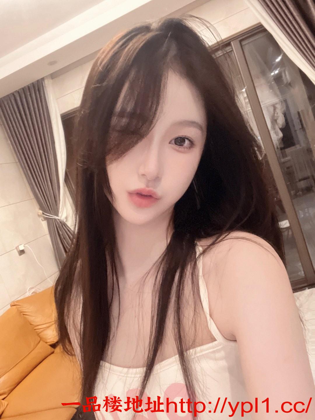 皮肤白嫩超爽的三粉水多尤物妹可上门