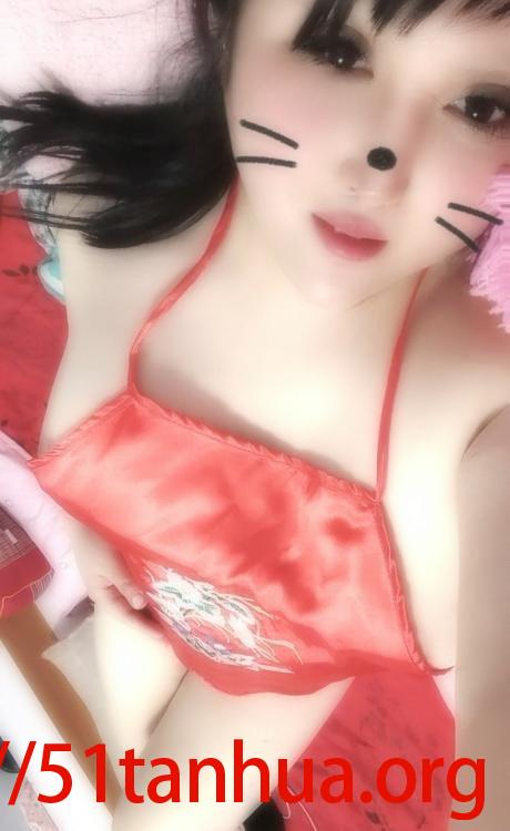 三通潮吹巨乳人妻老师