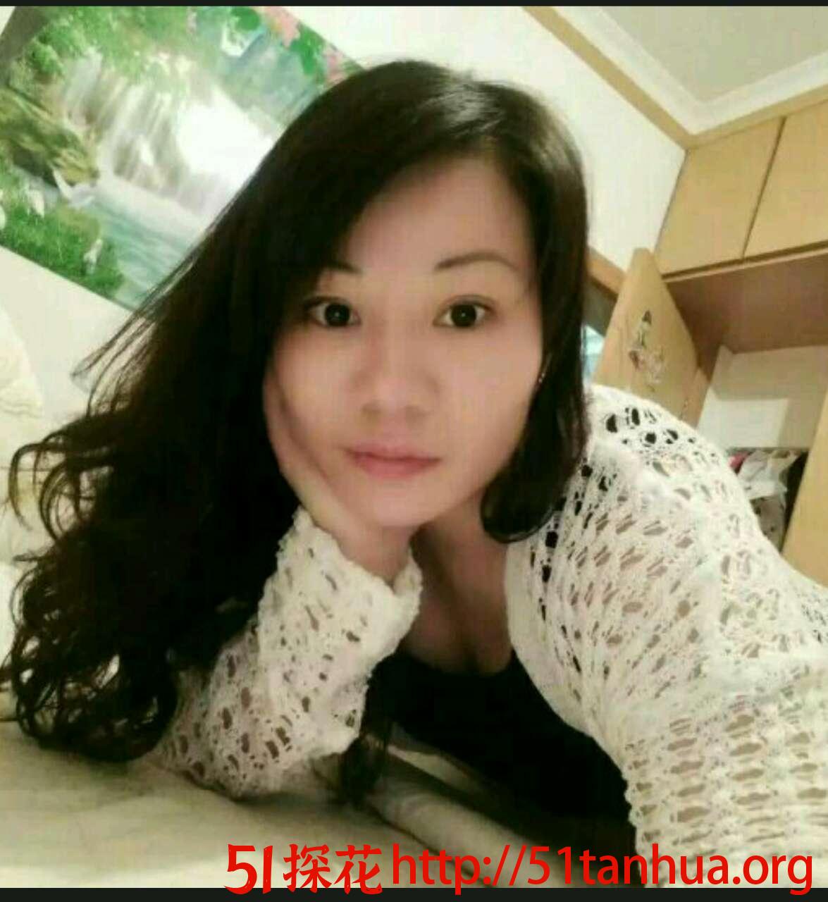 湖南郴州良家兼职，大胸水多，敏感易潮