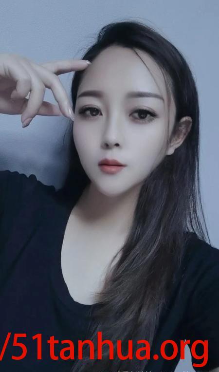 年终和平小沫沫