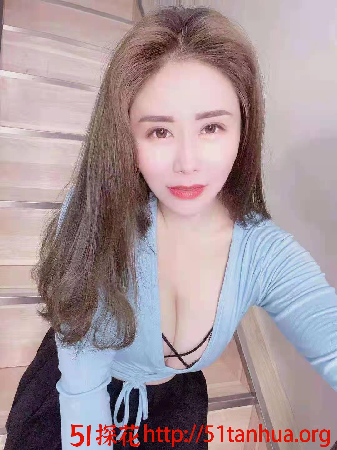 禅城新人服务之星—小雅